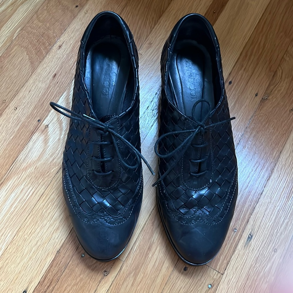 Elegant Black Leather Loafers